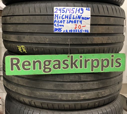 245/45R19 Michelin Pilot Sport 4 102W kesä 4,5mm / 3P35