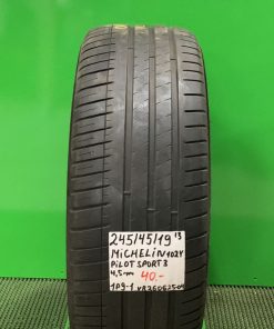 245/45R19 Michelin Pilot Sport 3 102Y kesä 4,5mm / 1P9-1