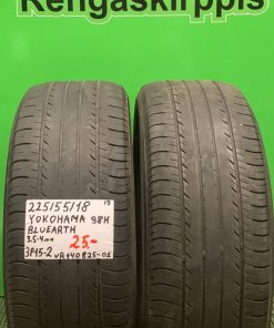 225/55R18 Yokohama Bluearth 98H kesä 3,5-4mm / 3P15-2