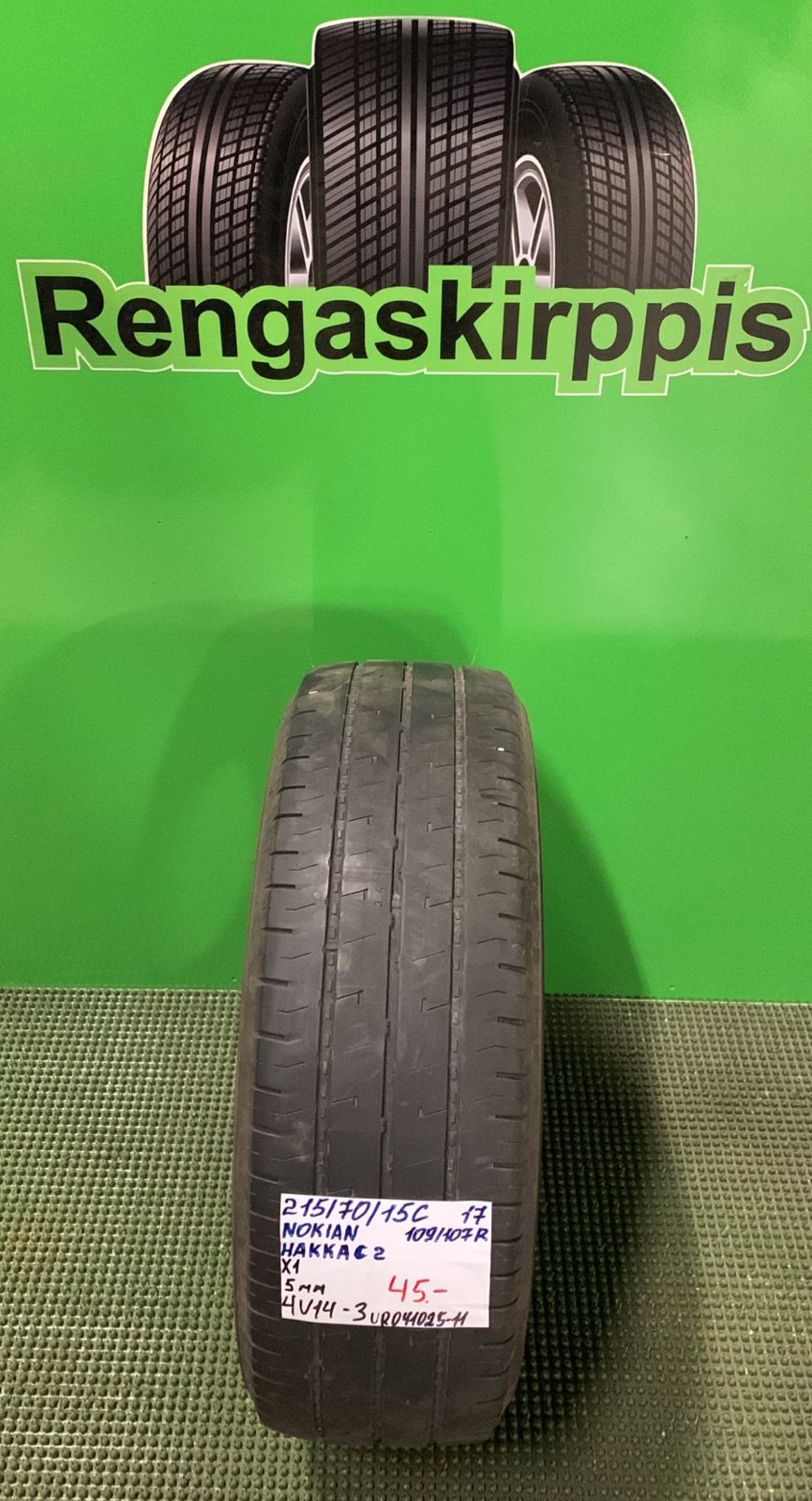 215/70R15C Nokian Hakka C2 109/107R kesä 5mm / 4V14-3