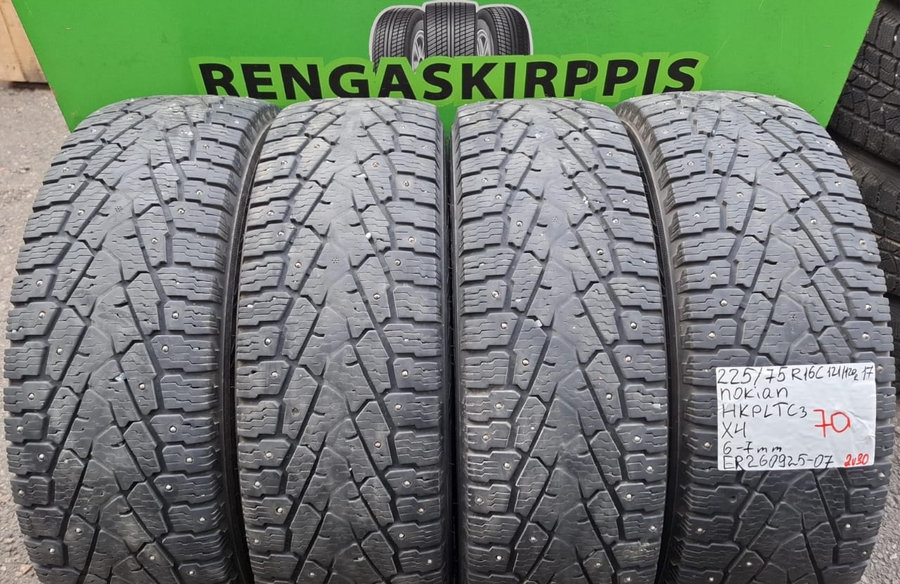 225/75R16C Nokian HKPL C3 121/120R nasta 6-7mm / 2V30
