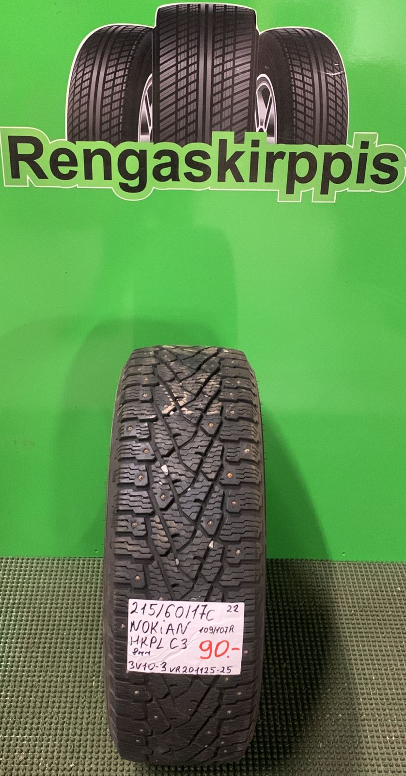 215/60R17C Nokian HKPL C3 109/107R nasta 8mm / 3V10-3