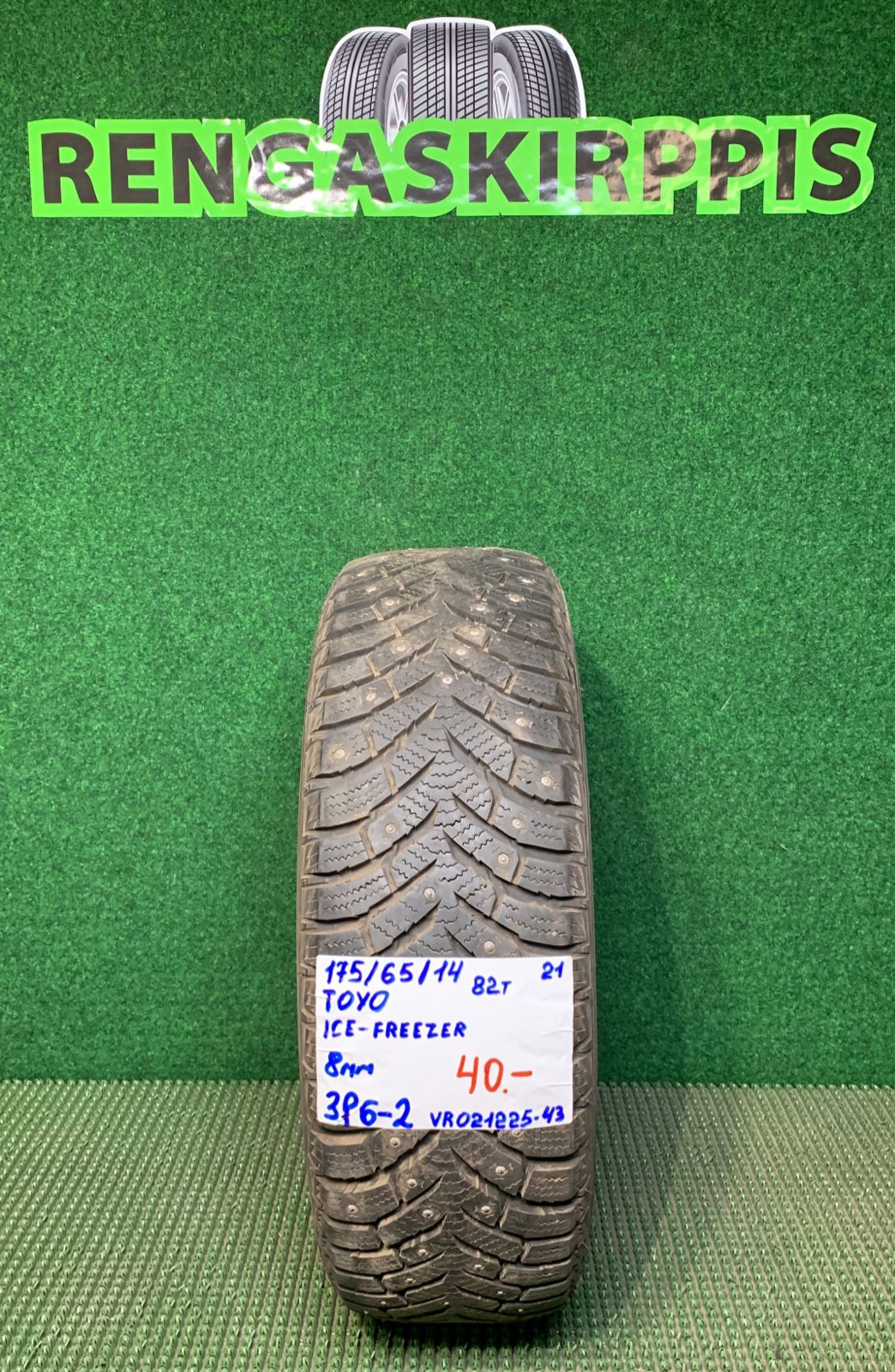 175/65R14 Toyo Ice Freezer 82T nasta 8mm / 3P6-2