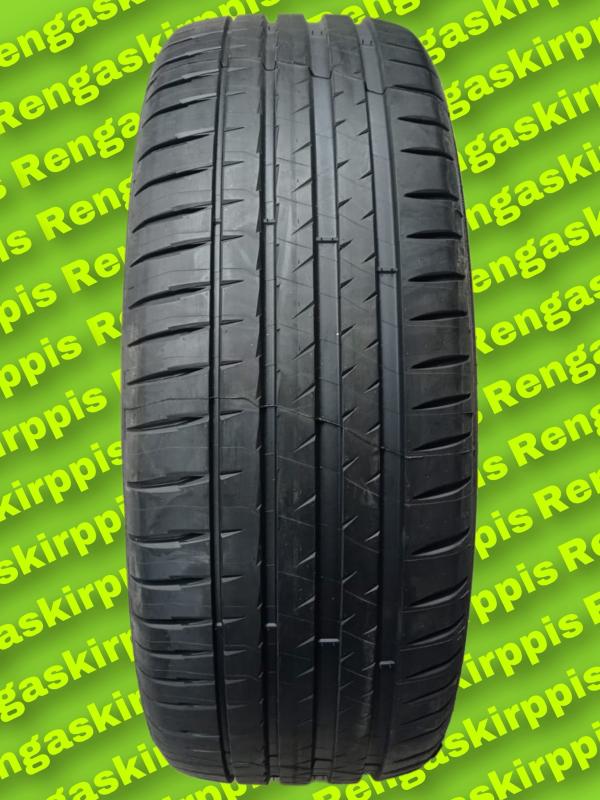 Michelin-Pilot-Sport-4