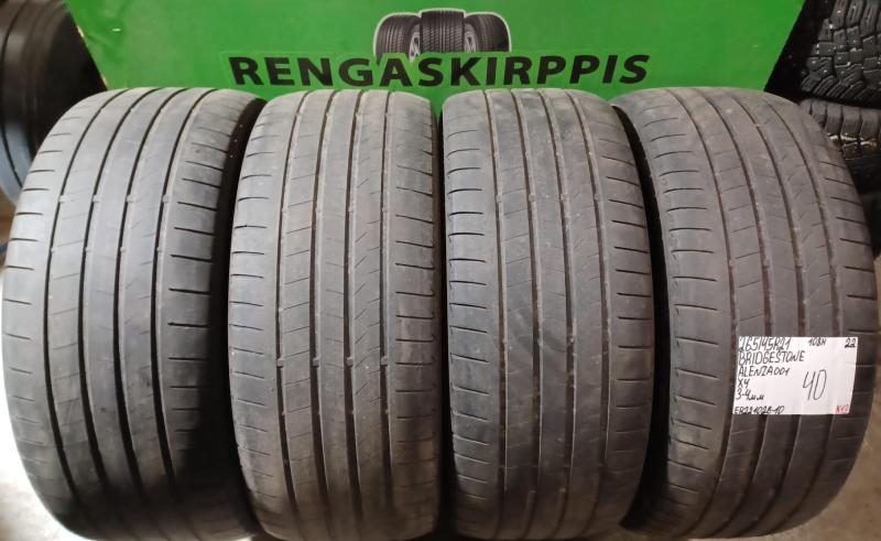 ER221026-10-